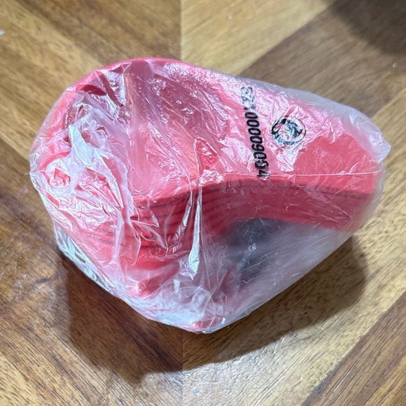 Tupperware Red Kitchen Measuring Set - Picture 2 of 2